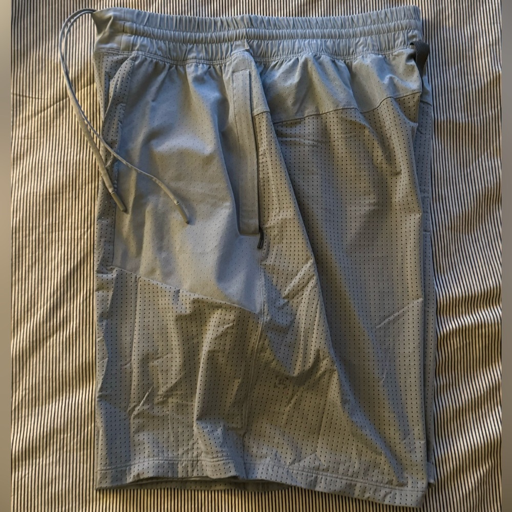 lululemon Step Back Jump Short
